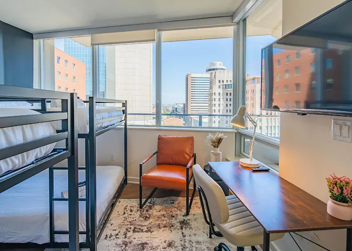 Apartamento High-rise Haven In The Pool & Gym Included Phoenix